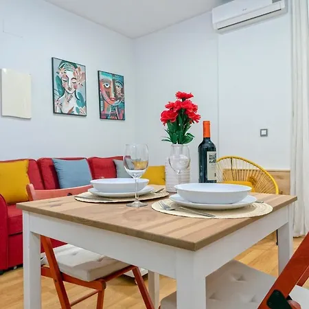 Apartment -malagasunapts- Freeparking Shared Pool
