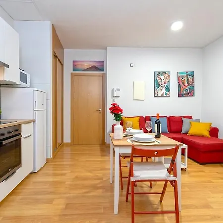 -malagasunapts- Freeparking Shared Pool Apartment